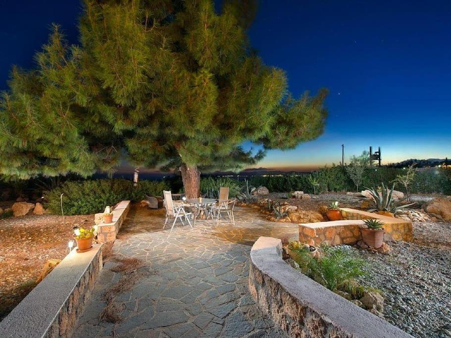 Villa Pefki 외부 사진